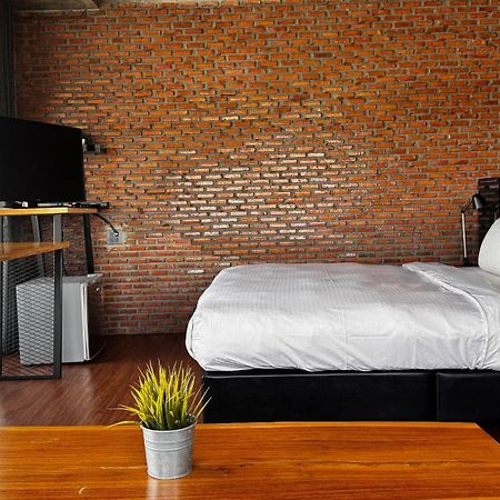 Bed Loft Cafe Khon Kaen Exterior foto