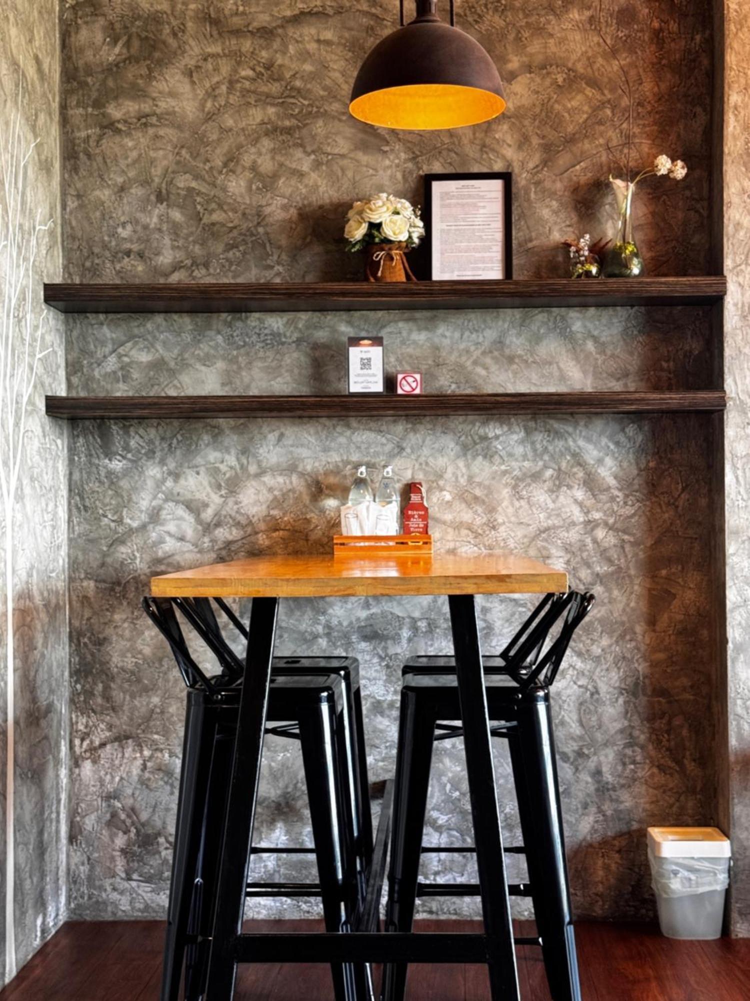 Bed Loft Cafe Khon Kaen Exterior foto