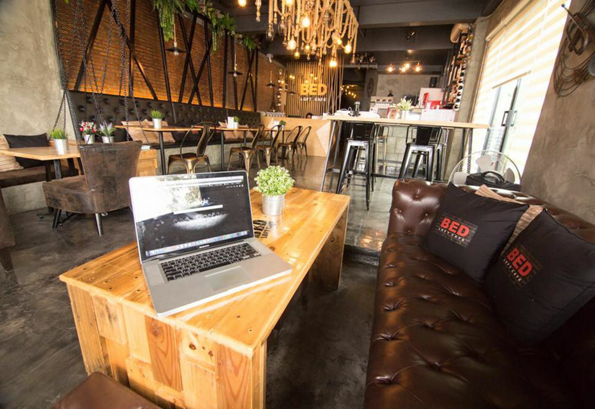 Bed Loft Cafe Khon Kaen Exterior foto